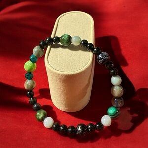 Elegant Multicolor Beaded Bracelet